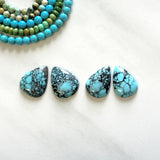 Medium Sky Blue Teardrop Yungai Turquoise, Set of 4 Background