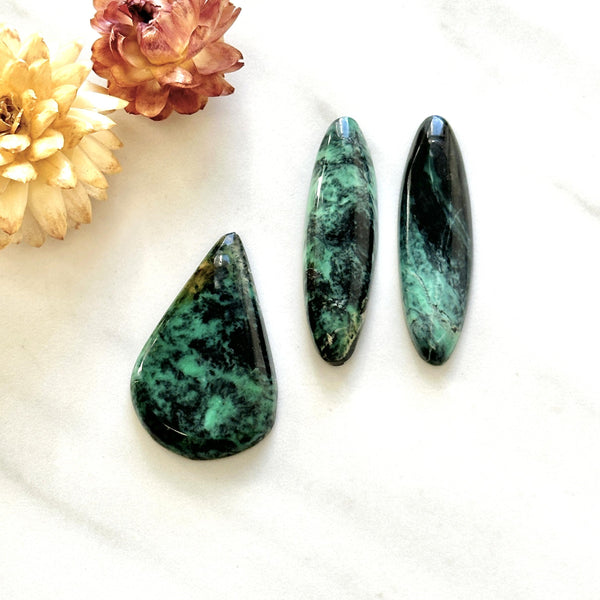 Large Deep Blue Mixed Crescent Lake Variscite, Set of 3 Background