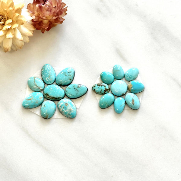 Small Sky Blue Mixed Number 8 Turquoise, Set of 17 Background