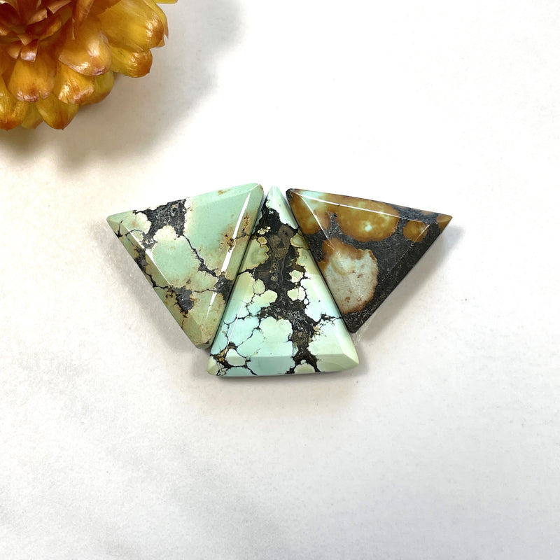 Medium Mixed Triangle Treasure Mountain Turquoise, Set of 3 Background