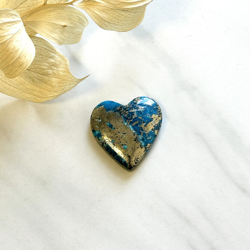 Large Sky Blue Heart Ithaca Peak Turquoise Background