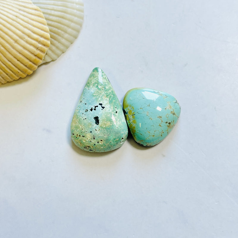 Small Mint Green Mixed Carico Lake Turquoise, Set of 2 Background