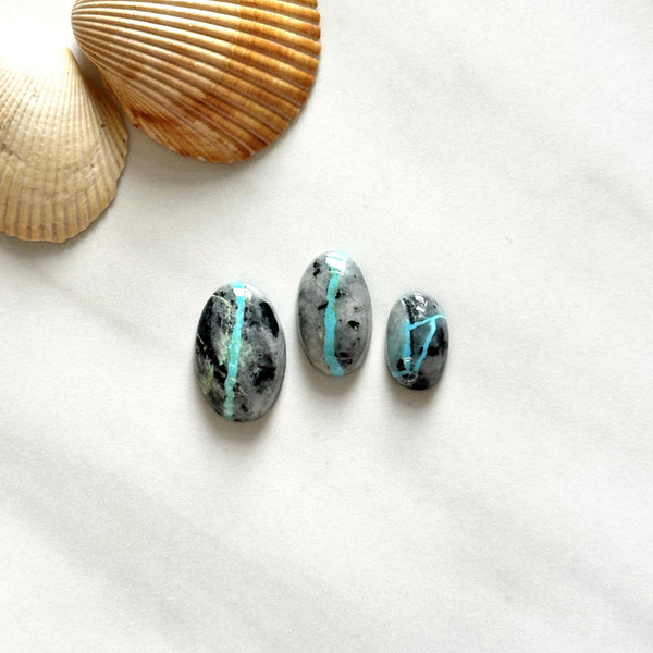 Small Sky Blue Oval Blue Moon Turquoise, Set of 3 Background