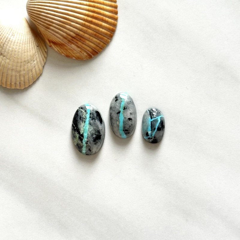 Small Sky Blue Oval Blue Moon Turquoise, Set of 3 Background