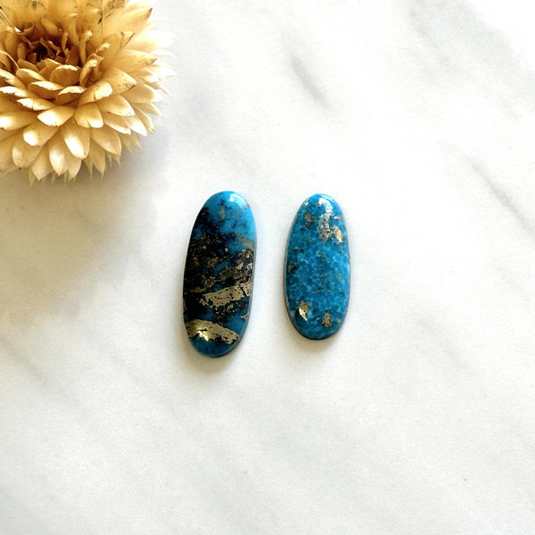 Large Sky Blue Oval Ithaca Peak Turquoise, Set of 2 Background