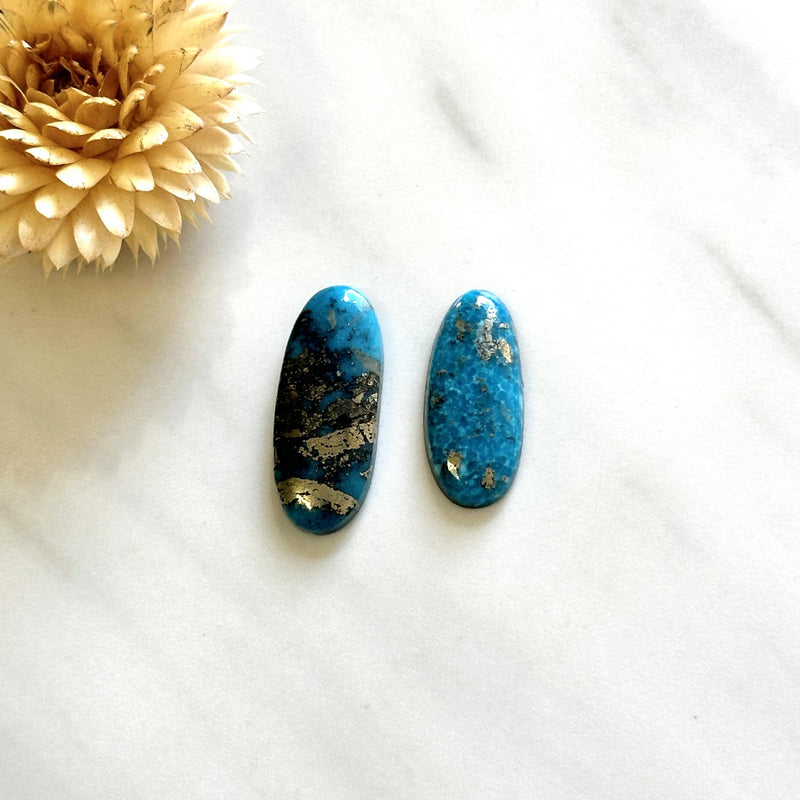 Large Sky Blue Oval Ithaca Peak Turquoise, Set of 2 Background