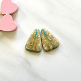 Large Sea Green Triangle Royston Turquoise, Set of 2 Background