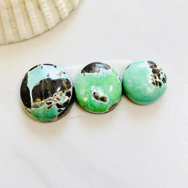 Small Sea Green Round Carico Lake Turquoise, Set of 3 Background