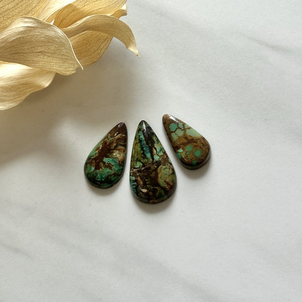 Large Earth Brown Teardrop Treasure Mountain Turquoise, Set of 3 Background