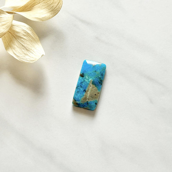 Large Sky Blue Bar Ithaca Peak Turquoise Background