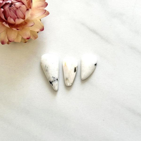 Small White Freeform White Buffalo Dolomite, Set of 3 Background