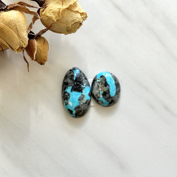 Large Sky Blue Oval Blue Moon Turquoise, Set of 2 Background