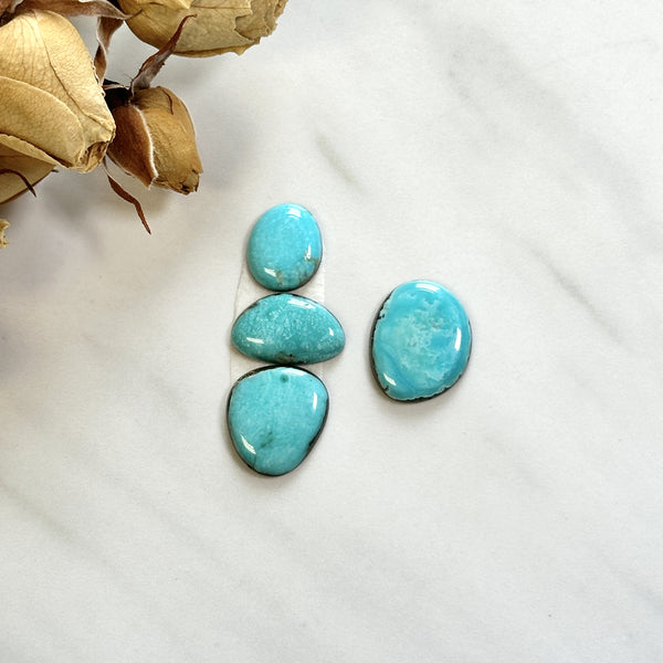 Small Sky Blue Mixed Kingman Turquoise, Set of 4 Background