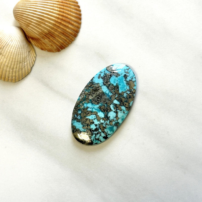 Large Sky Blue Oval Ithaca Peak Turquoise Background