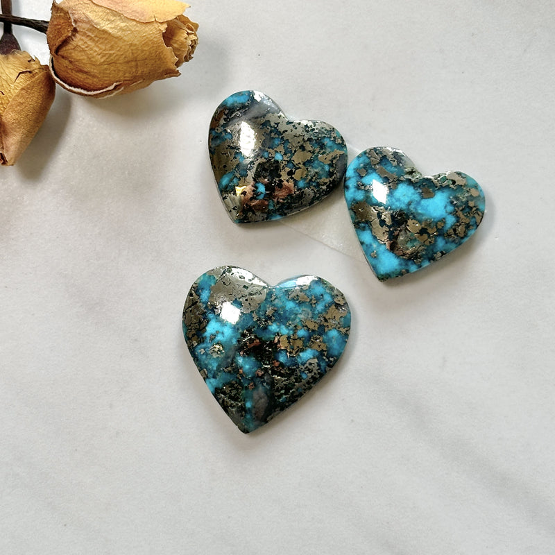 Large Sky Blue Heart Ithaca Peak Turquoise, Set of 3 Background