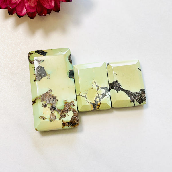 Large Light Yellow Bar Treasure Mountain Turquoise, Set of 3 Background