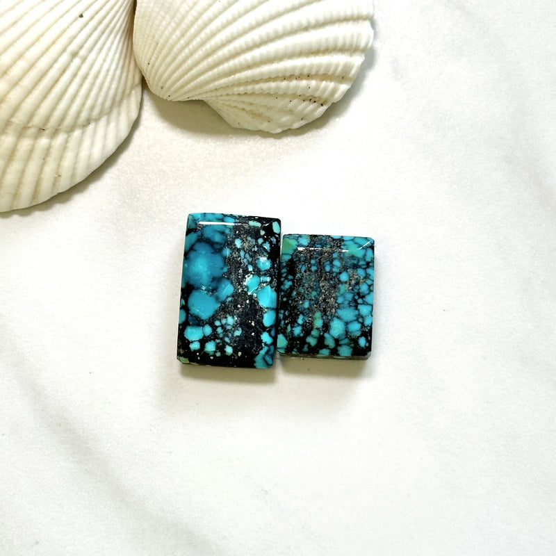 Medium Sky Blue Bar Yungai Turquoise, Set of 2 Background