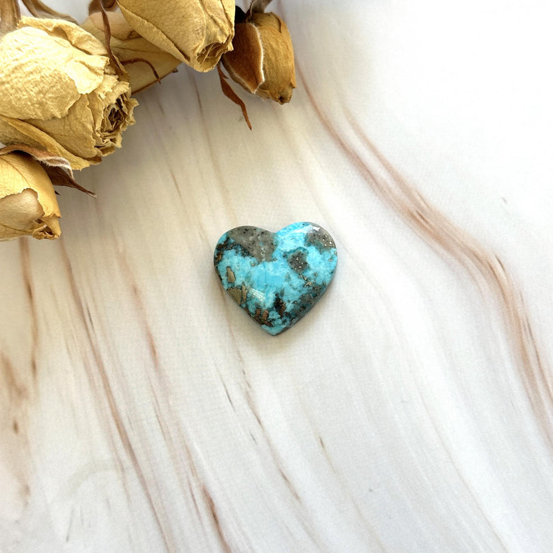 Large Sky Blue Heart Ithaca Peak Turquoise Background
