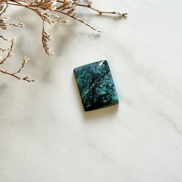 Medium Sky Blue Bar Yungai Turquoise Background