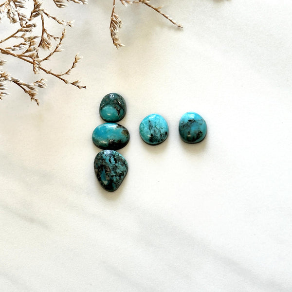Small Sky Blue Mixed Blue Moon Turquoise, Set of 5 Background