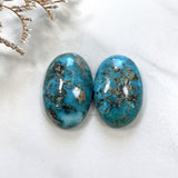 Large Ocean Blue Oval Ithaca Peak Turquoise, Set of 2 Background