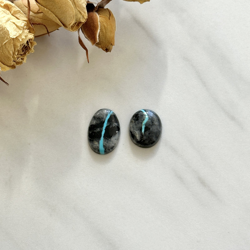 Small Sky Blue Mixed Blue Moon Turquoise, Set of 2 Background