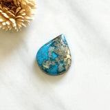 Large Sky Blue Teardrop Ithaca Peak Turquoise Background