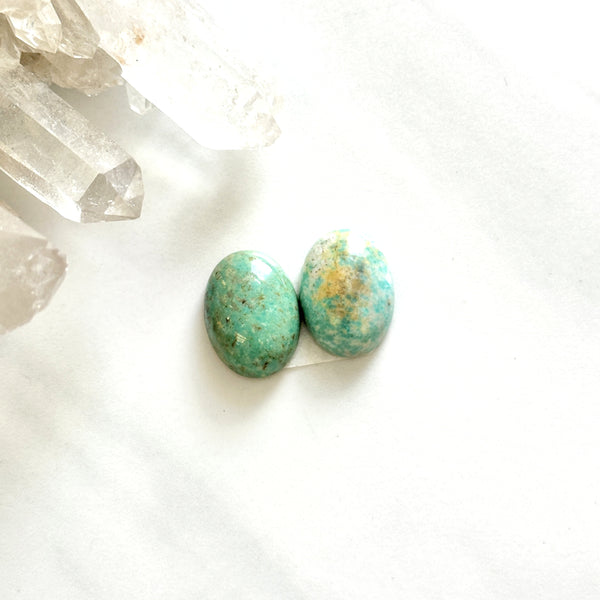 Medium Mint Green Oval Broken Arrow Variscite, Set of 2 Background