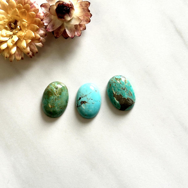 Small Mixed Oval Tyrone Turquoise, Set of 3 Background