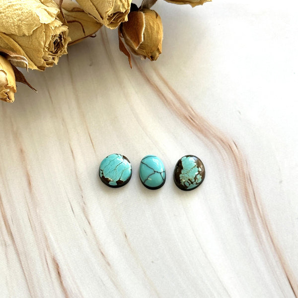 Small Faint Blue Mixed Yungai Turquoise, Set of 3 Background