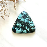 Large Sky Blue Triangle Yungai Turquoise Background