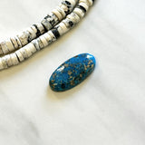 Large Ocean Blue Oval Ithaca Peak Turquoise Background