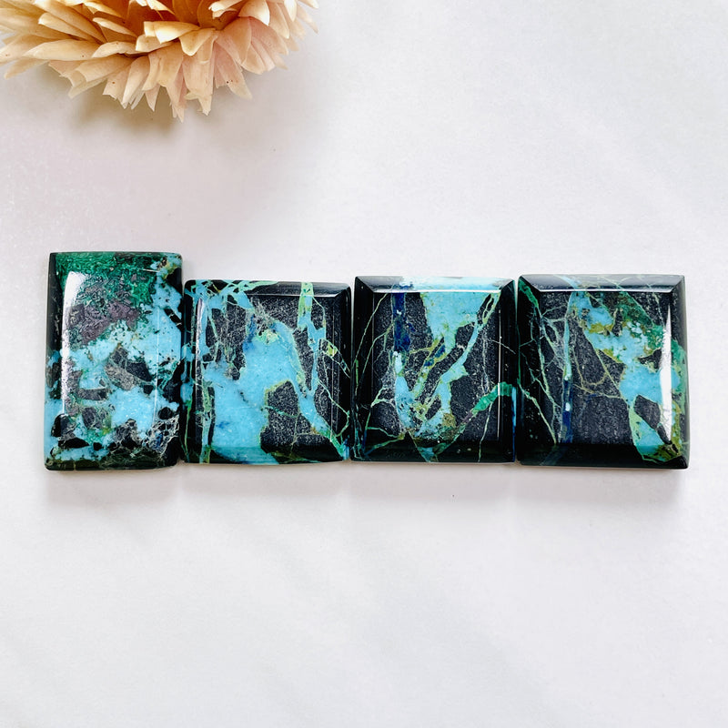 Medium Ocean Blue Bar Yungai Turquoise, Set of 4 Background