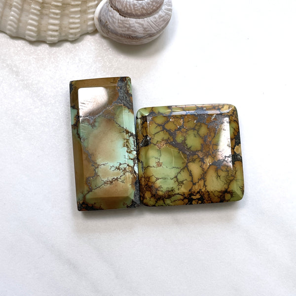 Large Earth Brown Bar Treasure Mountain Turquoise, Set of 2 Background