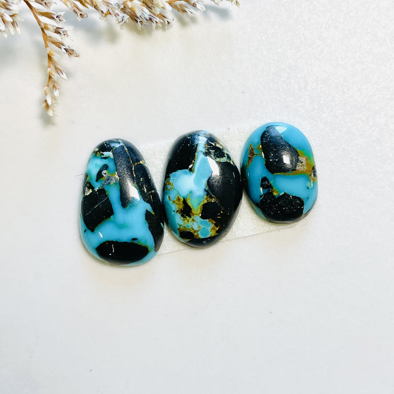 Small Sky Blue Freeform Blue Moon Turquoise, Set of 3 Background