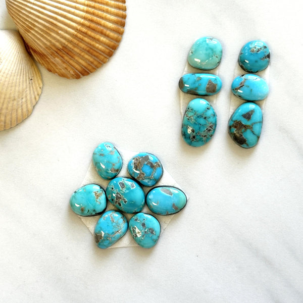 Small Sky Blue Mixed Lone Mountain Turquoise, Set of 13 Background