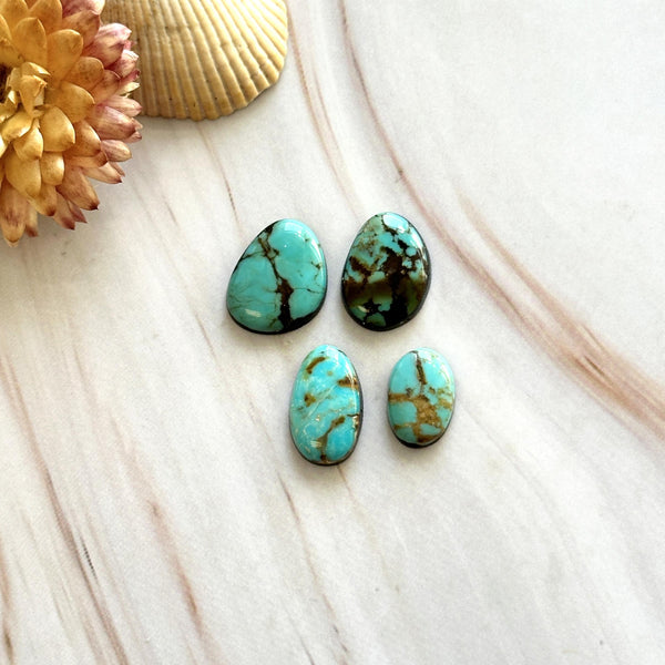 Small Sky Blue Mixed Mixed Turquoise, Set of 4 Background