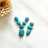 Small Sky Blue Mixed Kingman Turquoise, Set of 9 Background