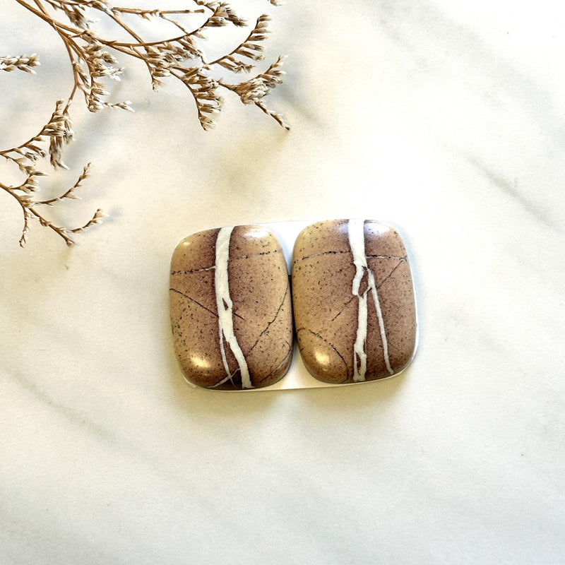 Medium Red Freeform White Buffalo Dolomite, Set of 2 Background