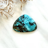 Large Sky Blue Freeform Yungai Turquoise Background