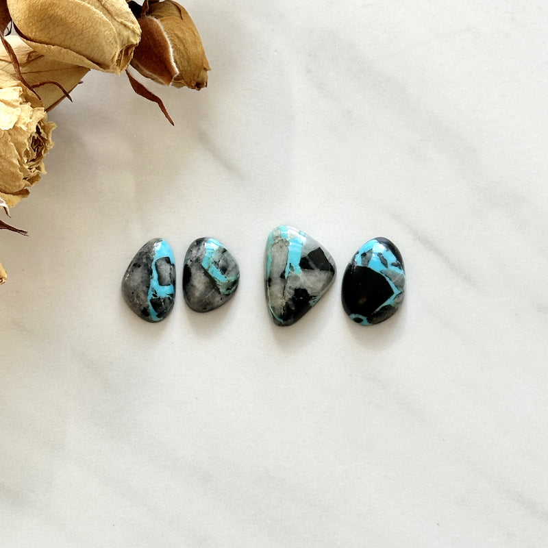 Small Sky Blue Mixed Blue Moon Turquoise, Set of 4 Background