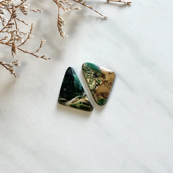 Medium Sea Green Triangle Crescent Lake Variscite, Set of 2 Background