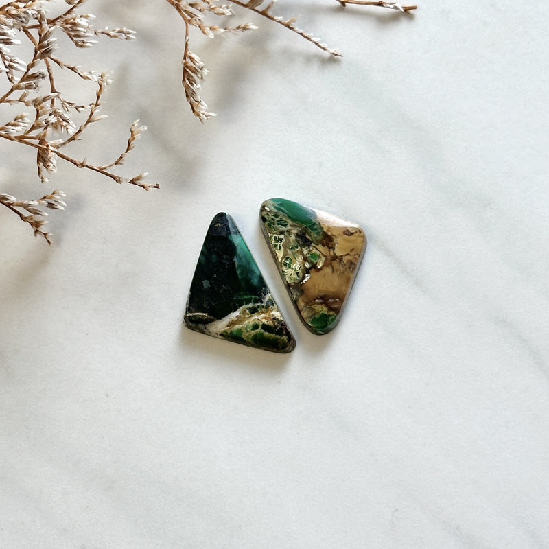 Medium Sea Green Triangle Crescent Lake Variscite, Set of 2 Background