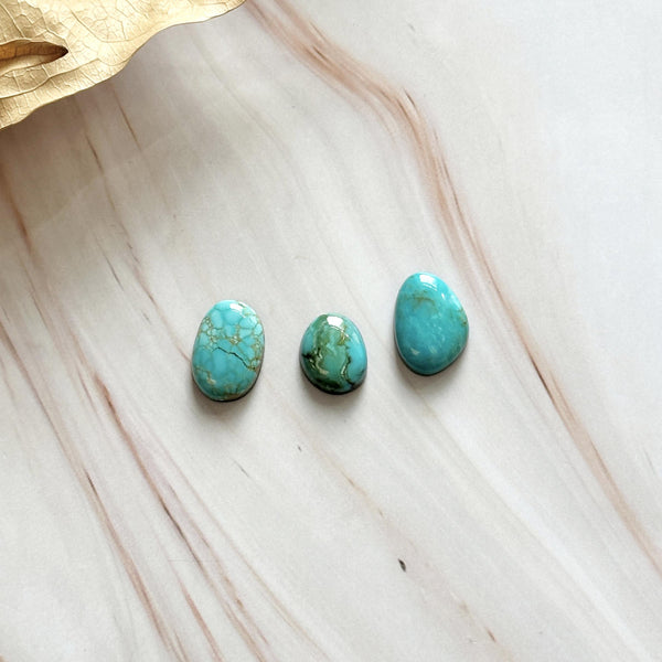 Small Sky Blue Freeform Pilot Mountain Turquoise, Set of 3 Background