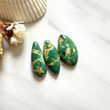 Medium Deep Green Mixed Royston Turquoise, Set of 3 Background