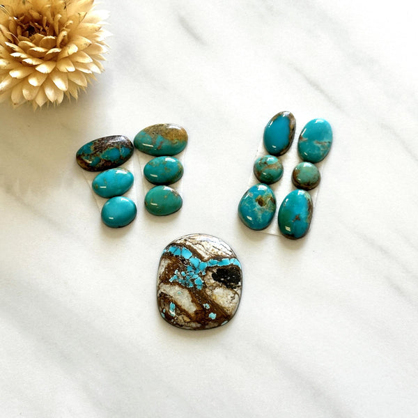 Small Mixed Mixed Royston Turquoise, Set of 13 Background