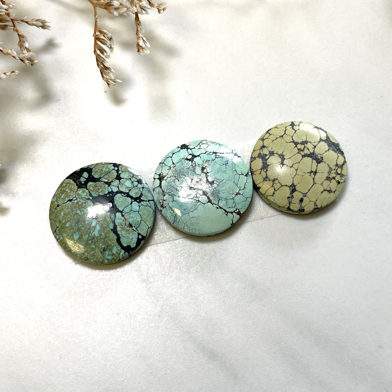 Medium Mixed Round Mixed Turquoise, Set of 3 Background