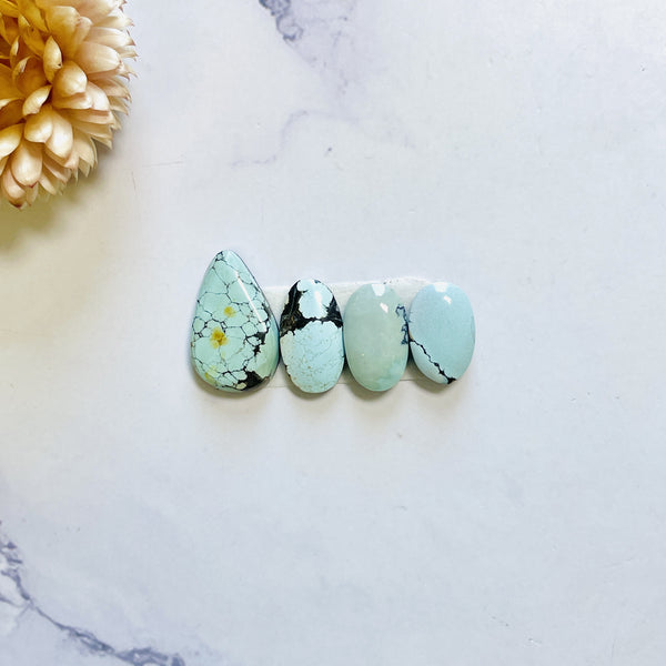 Small Faint Blue Mixed Mixed Turquoise, Set of 4 Background