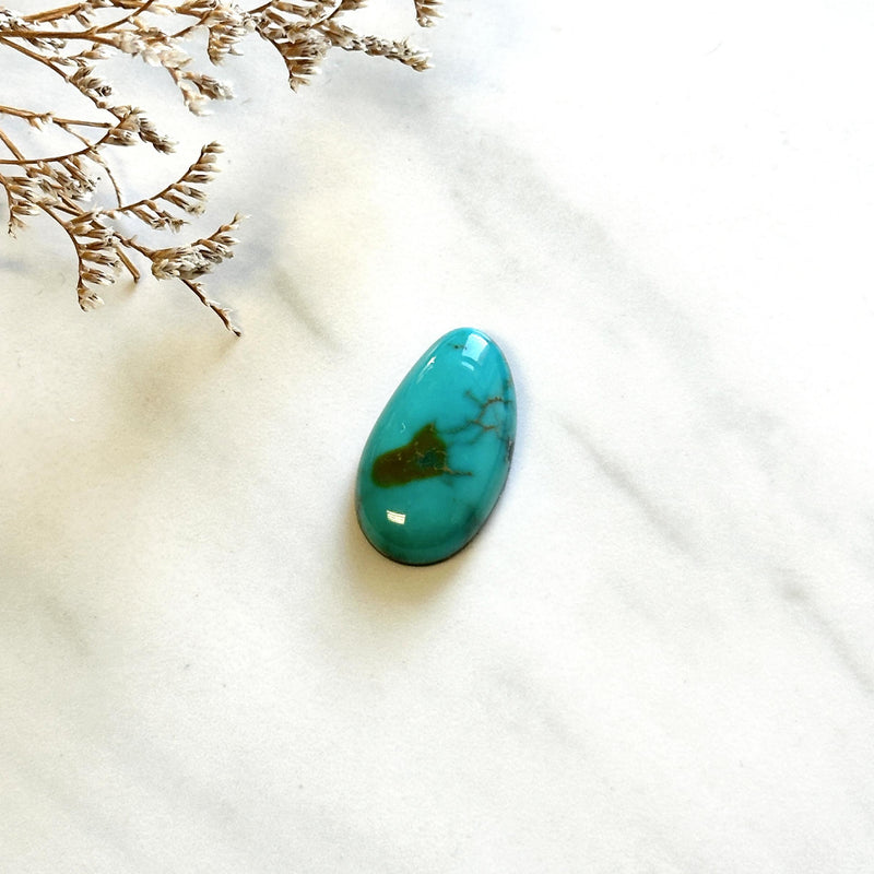 Medium Ocean Blue Freeform Lone Mountain Turquoise Background