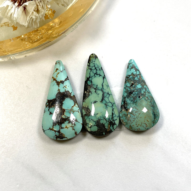 Large Sea Green Teardrop Yungai Turquoise, Set of 3 Background